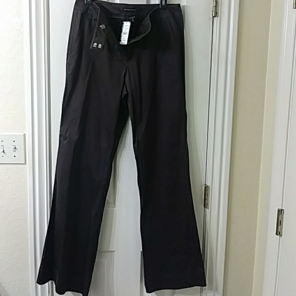 NY&CO brown, boot cut pants Brand New 8 tall
